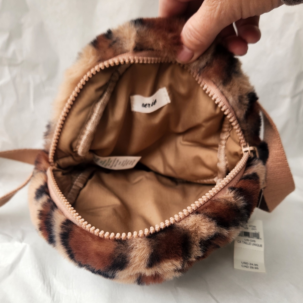 Leopard Print Faux Fur Crossbody Bag - Picture 8 of 11